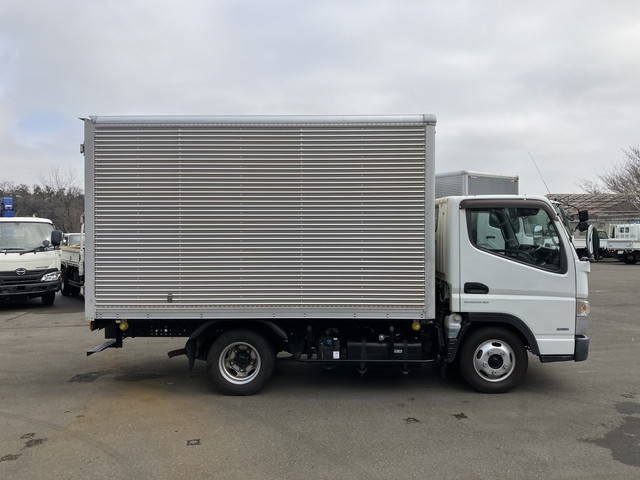 三菱ふそうキャンターアルミバン小型（2t・3t）[写真07]