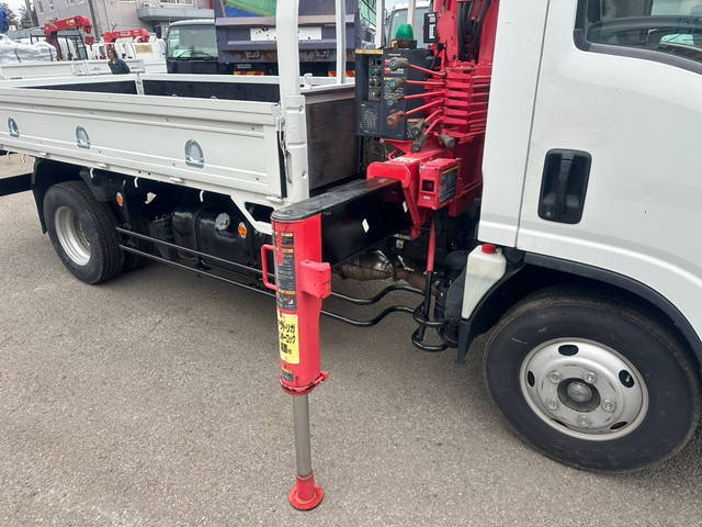 いすゞエルフクレーン3段小型（2t・3t）[写真12]