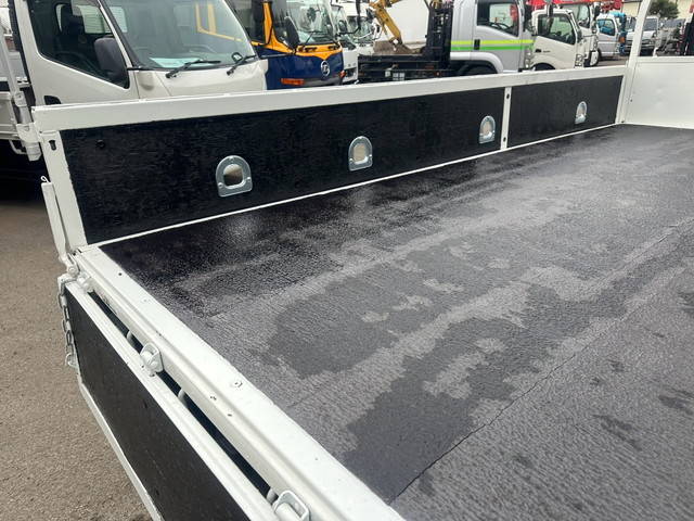 いすゞエルフクレーン3段小型（2t・3t）[写真13]