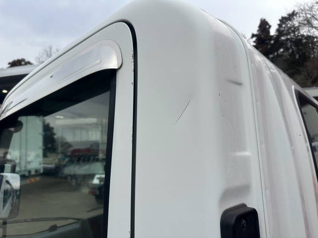 いすゞエルフクレーン3段小型（2t・3t）[写真18]