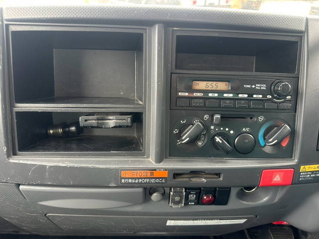 いすゞエルフクレーン3段小型（2t・3t）[写真27]