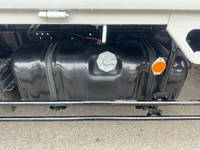 いすゞエルフクレーン3段小型（2t・3t）[写真39]