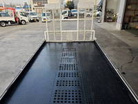 いすゞエルフセーフティクレーン4段小型（2t・3t）[写真11]