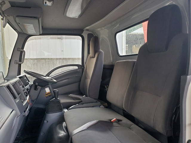 いすゞエルフセーフティクレーン4段小型（2t・3t）[写真14]