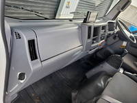 いすゞエルフセーフティクレーン4段小型（2t・3t）[写真16]