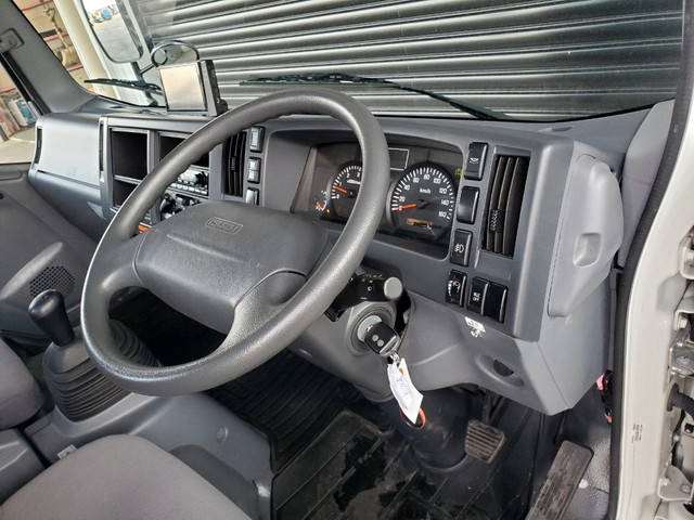 いすゞエルフセーフティクレーン4段小型（2t・3t）[写真17]