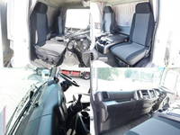 日野レンジャー冷蔵冷凍ウイング中型（4t）[写真18]