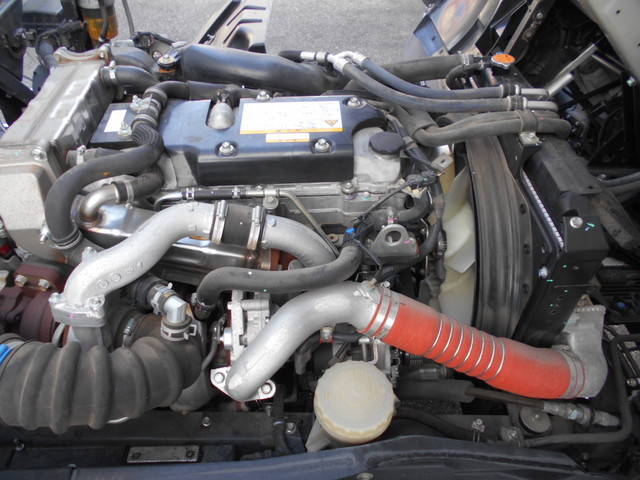 いすゞフォワードアルミウイング中型（4t）[写真19]