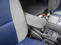 いすゞフォワードアルミウイング中型（4t）[写真37]