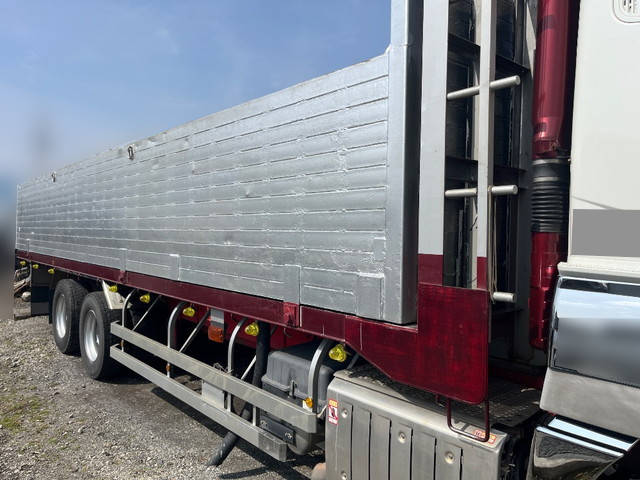 三菱ふそうスーパーグレートスクラップ運搬車大型（10t）[写真14]