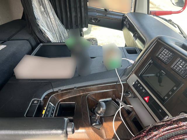 三菱ふそうスーパーグレートスクラップ運搬車大型（10t）[写真32]