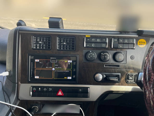 三菱ふそうスーパーグレートスクラップ運搬車大型（10t）[写真34]