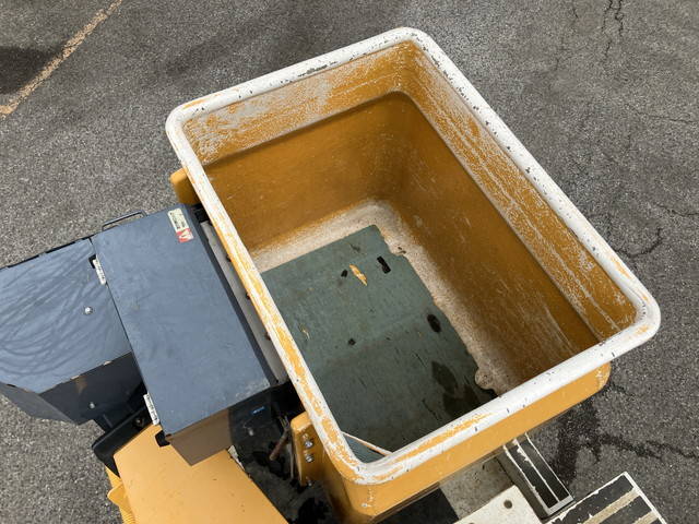 日野デュトロ高所作業車小型（2t・3t）[写真12]