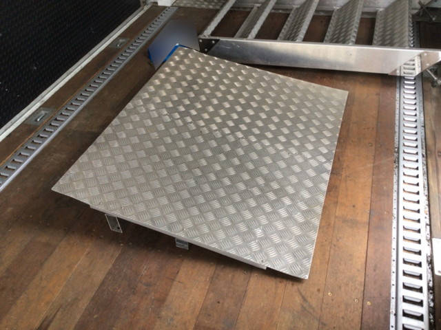 日野レンジャーその他の形状増トン（6t・8t）[写真14]