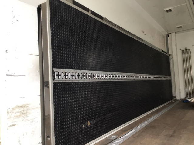 日野レンジャーその他の形状増トン（6t・8t）[写真08]