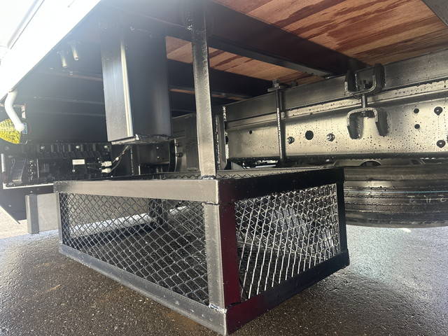 三菱ふそうファイターセルフクレーン3段中型（4t）[写真14]