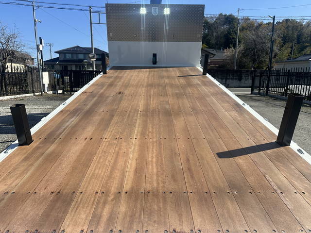 三菱ふそうファイターセルフクレーン3段中型（4t）[写真20]