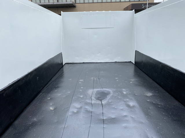 いすゞエルフ深ダンプ（土砂禁ダンプ）小型（2t・3t）[写真10]