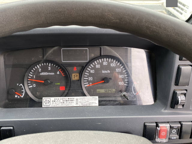 いすゞエルフ深ダンプ（土砂禁ダンプ）小型（2t・3t）[写真15]