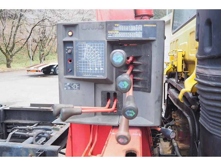 UDトラックスコンドル深ダンプ（土砂禁ダンプ）中型（4t）[写真12]