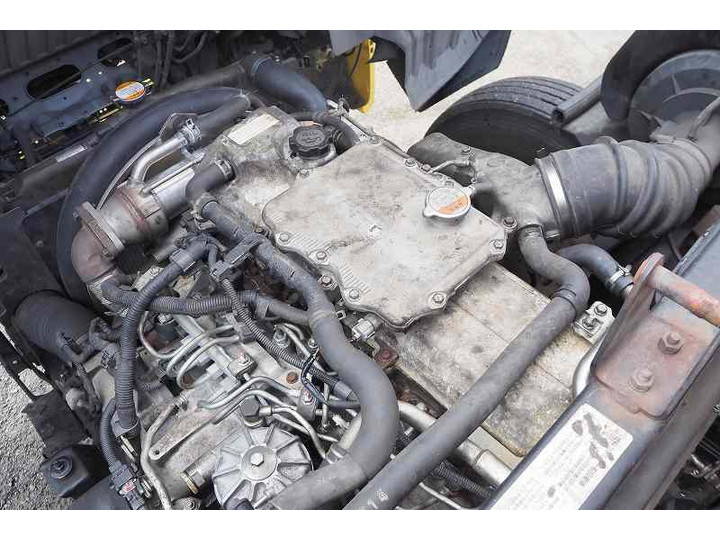 UDトラックスコンドル深ダンプ（土砂禁ダンプ）中型（4t）[写真31]