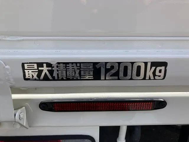 トヨタダイナ平ボディ小型（2t・3t）[写真10]