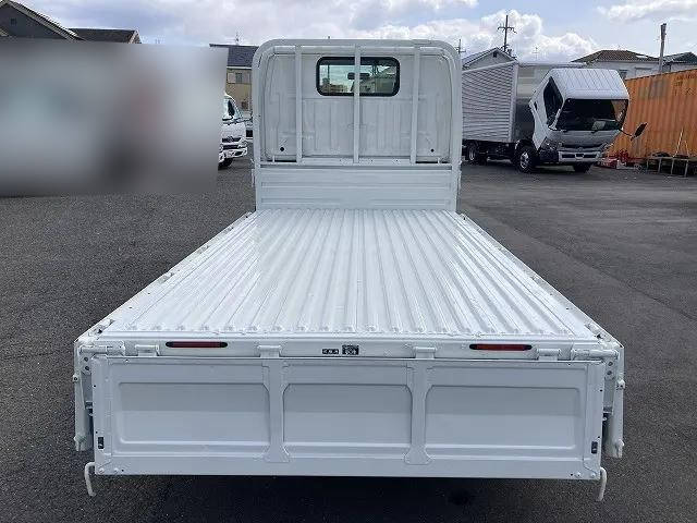 トヨタダイナ平ボディ小型（2t・3t）[写真09]