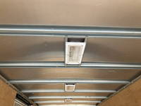 三菱ふそうキャンターアルミバン小型（2t・3t）[写真14]