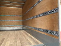 三菱ふそうキャンターアルミバン小型（2t・3t）[写真16]