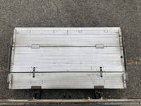 三菱ふそうキャンターアルミバン小型（2t・3t）[写真22]