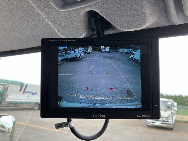 三菱ふそうキャンターアルミバン小型（2t・3t）[写真36]