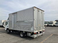 三菱ふそうキャンターアルミバン小型（2t・3t）[写真04]