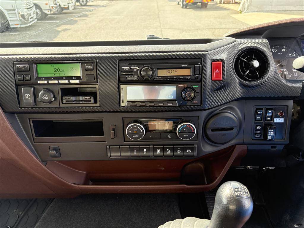 日野レンジャー冷凍車（冷蔵車）中型（4t）[写真19]