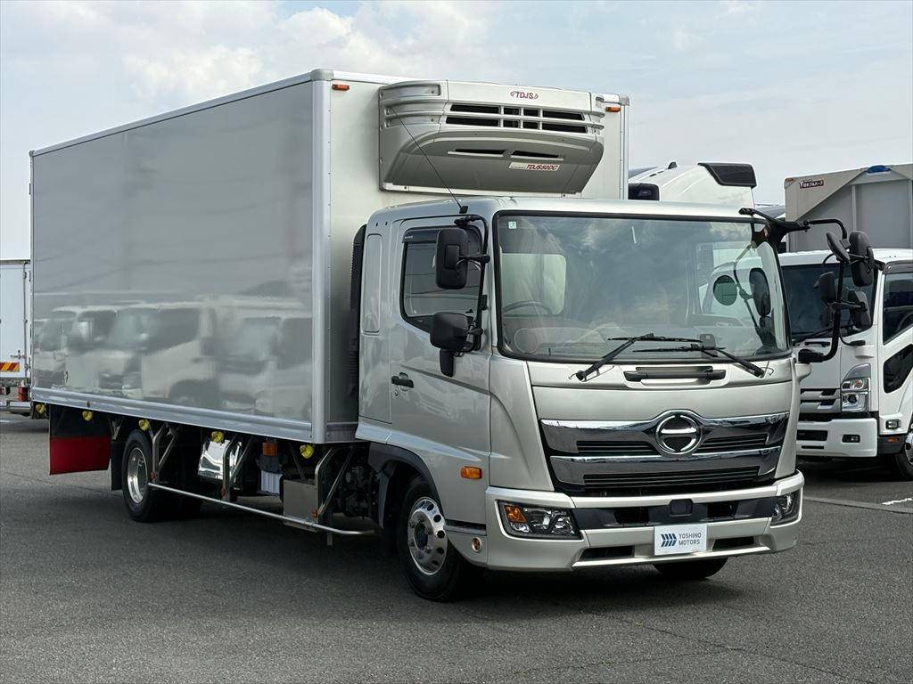 日野レンジャー冷凍車（冷蔵車）中型（4t）[写真02]