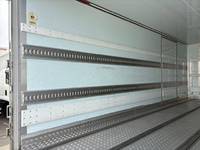 日野レンジャー冷凍車（冷蔵車）中型（4t）[写真09]