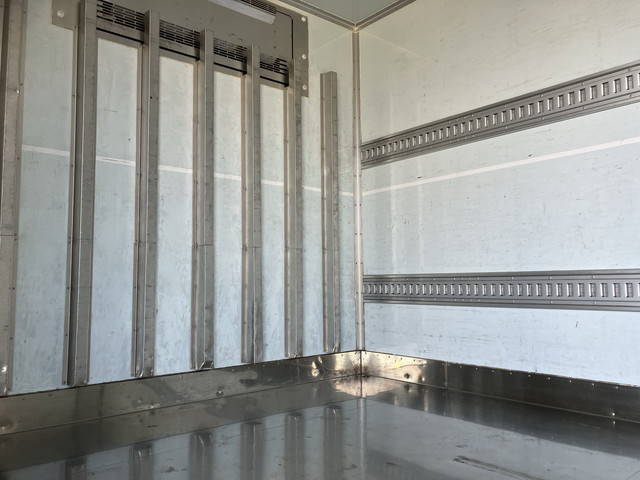 UDトラックスコンドル冷凍車（冷蔵車）中型（4t）[写真15]