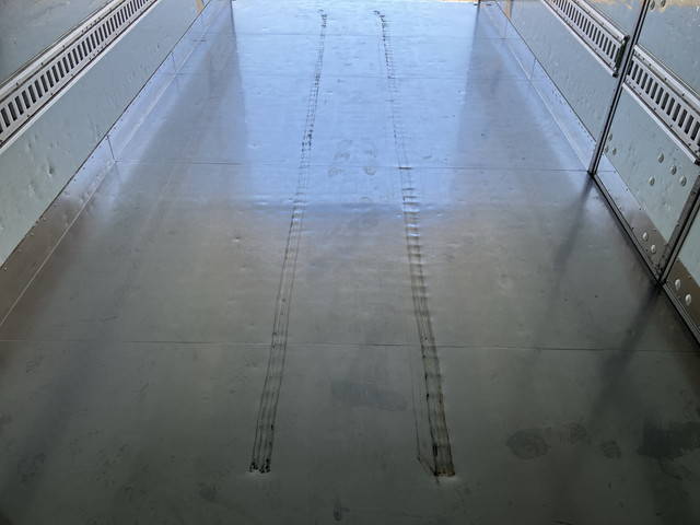 UDトラックスコンドル冷凍車（冷蔵車）中型（4t）[写真17]