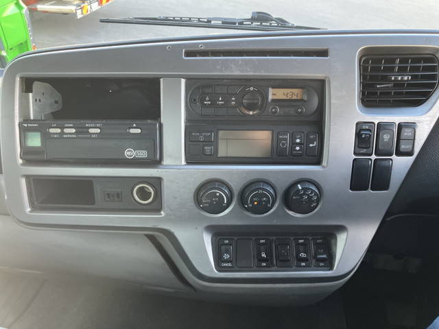 UDトラックスコンドル冷凍車（冷蔵車）中型（4t）[写真38]