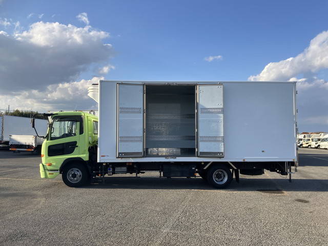 UDトラックスコンドル冷凍車（冷蔵車）中型（4t）[写真06]