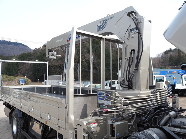 三菱ふそうファイタークレーン4段中型（4t）[写真13]