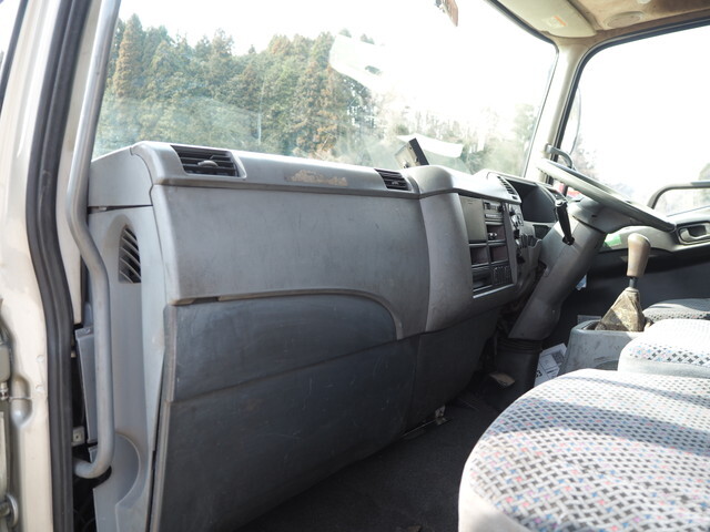 三菱ふそうファイタークレーン4段中型（4t）[写真25]