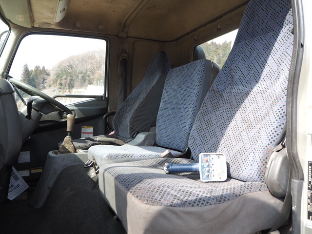 三菱ふそうファイタークレーン4段中型（4t）[写真26]