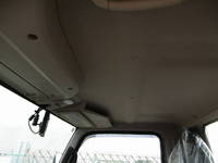 三菱ふそうキャンター平ボディ小型（2t・3t）[写真15]