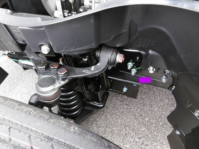 三菱ふそうキャンター平ボディ小型（2t・3t）[写真22]