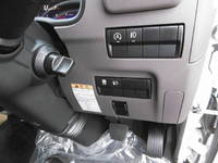 三菱ふそうキャンター平ボディ小型（2t・3t）[写真06]