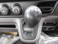 三菱ふそうキャンター平ボディ小型（2t・3t）[写真10]