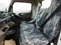 三菱ふそうキャンター平ボディ小型（2t・3t）[写真15]