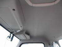 三菱ふそうキャンター平ボディ小型（2t・3t）[写真16]