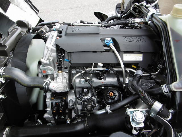 三菱ふそうキャンター平ボディ小型（2t・3t）[写真16]