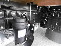 三菱ふそうキャンター平ボディ小型（2t・3t）[写真23]